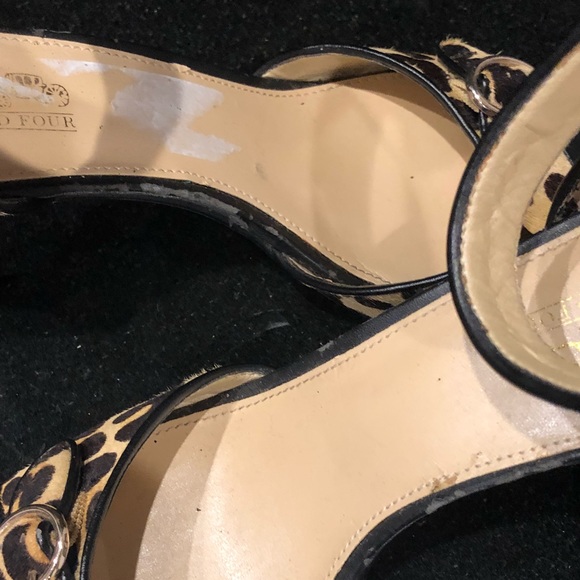 ❌SOLD❌ Coach Leopard Print Ankle Strap - Picture 5 of 8